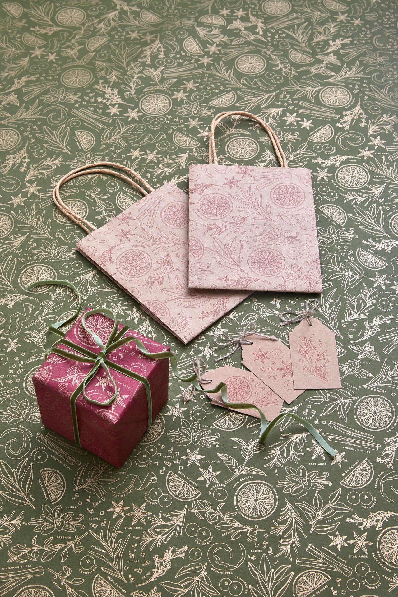 19 Piece Sugar & Spice Wrapping Paper, Ribbon, Gift Tag & Bag Set