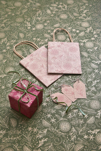 Thumbnail for 19 Piece Sugar & Spice Wrapping Paper, Ribbon, Gift Tag & Bag Set